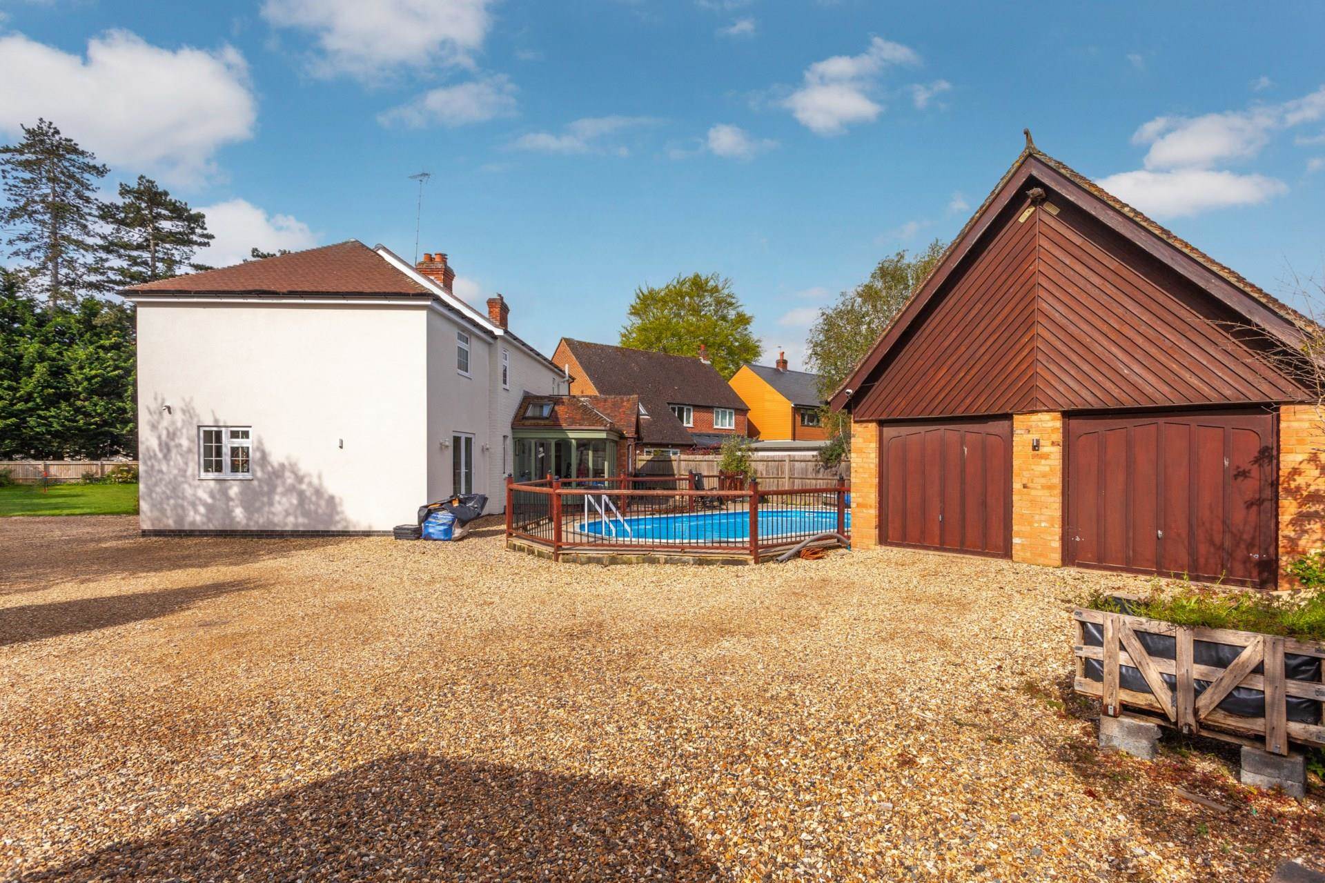 Kennylands Road, Sonning Common, South Oxfordshire, Image 17