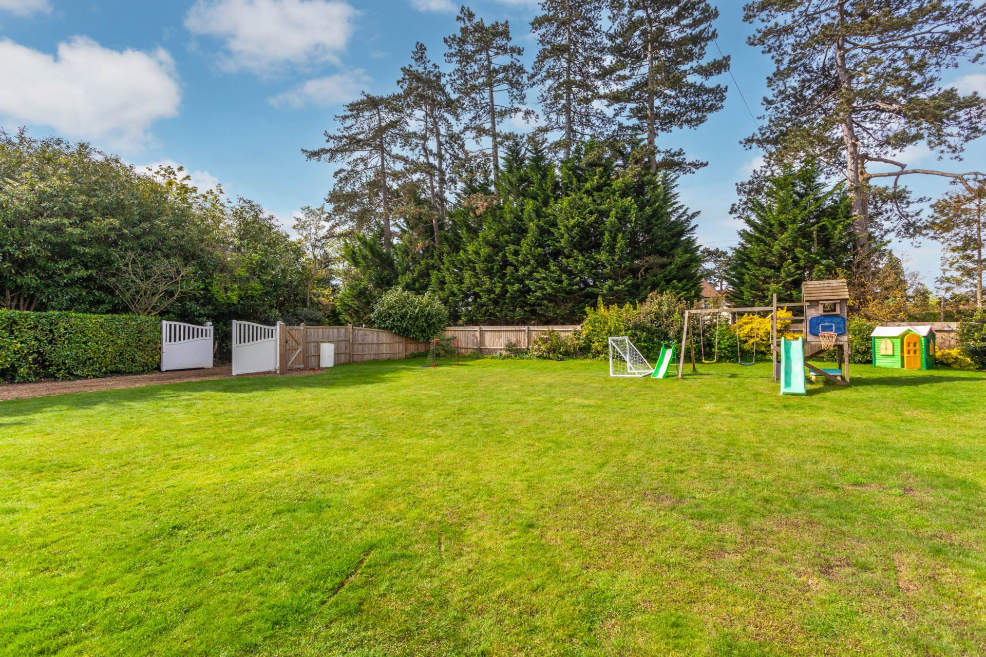 Kennylands Road, Sonning Common, South Oxfordshire, Image 22