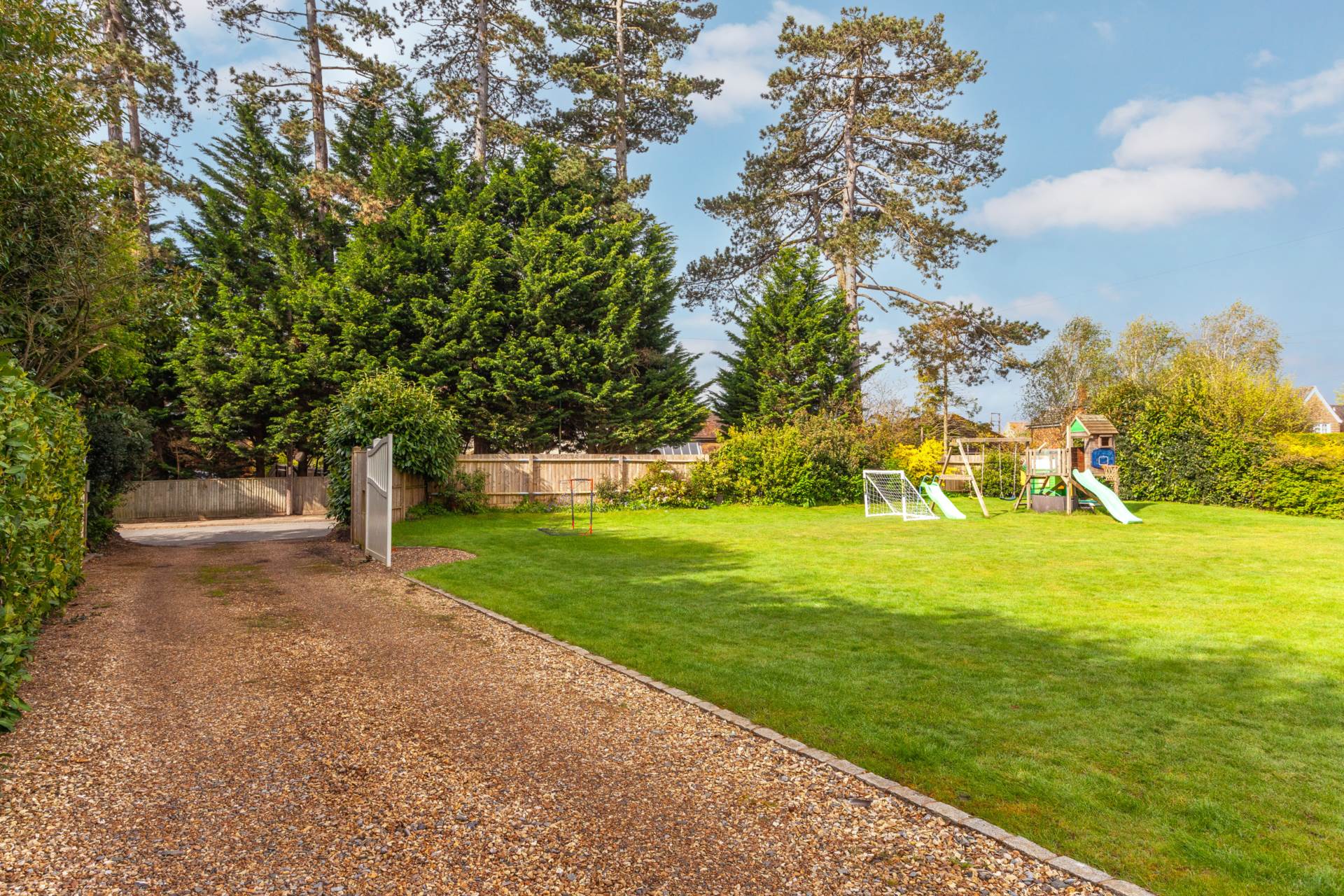 Kennylands Road, Sonning Common, South Oxfordshire, Image 4