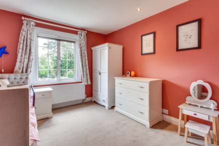 Kennylands Road, Sonning Common, South Oxfordshire, Image 28
