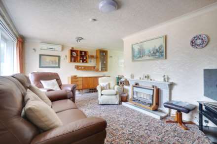 Westleigh Drive, Sonning Common, South Oxfordshire, Image 5