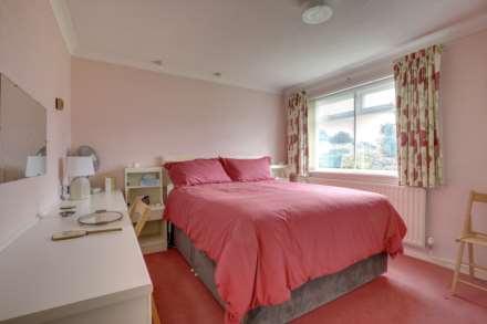 Westleigh Drive, Sonning Common, South Oxfordshire, Image 8