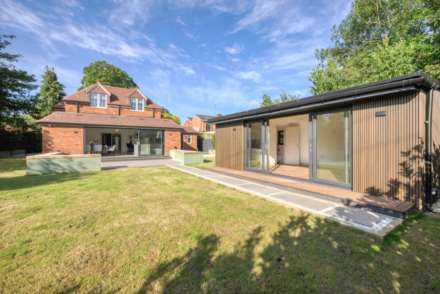 Sonning Eye, South Oxfordshire, Image 3