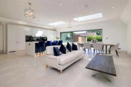 Sonning Eye, South Oxfordshire, Image 4