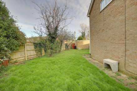 Langford Close, Emmer Green, Reading, Image 14