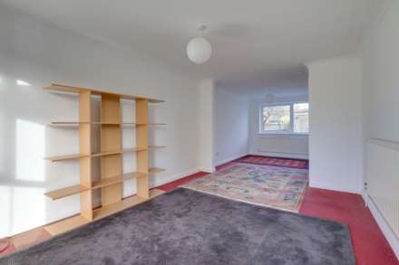 Langford Close, Emmer Green, Reading, Image 4