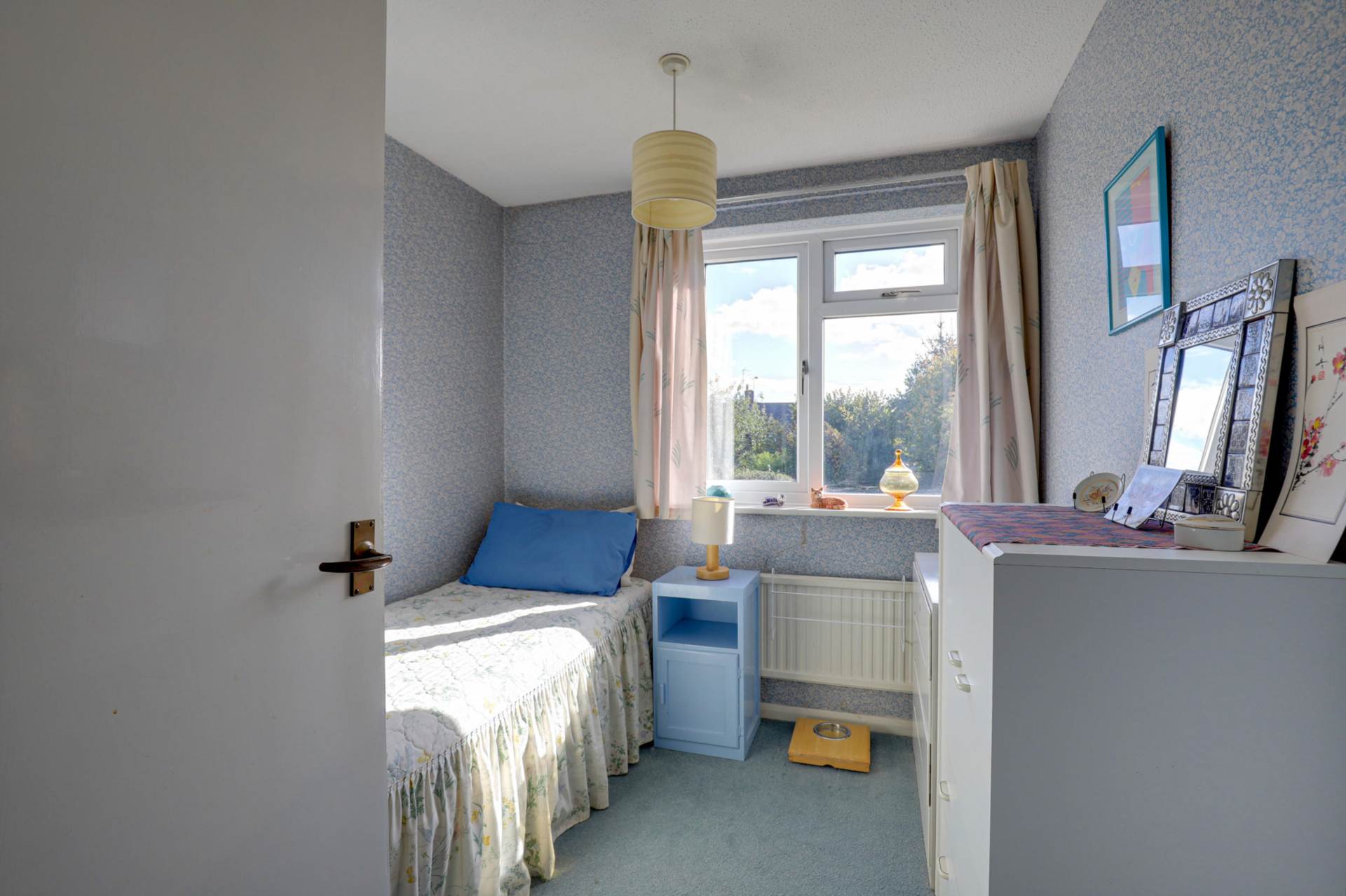 Lambourne Road, Sonning Common, South Oxfordshire, Image 11