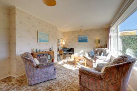 Lambourne Road, Sonning Common, South Oxfordshire, Image 5