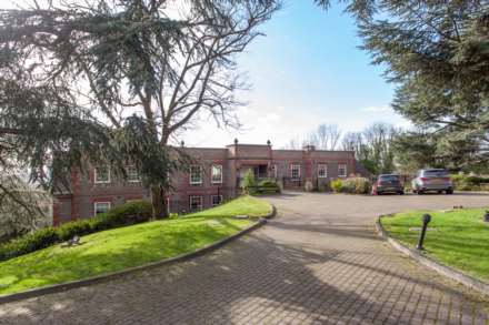 Treetops, Caversham Heights, Reading, Image 11