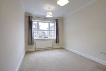 Abbotsmead, Caversham,, Image 6