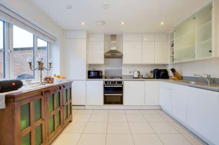 Kedge Road, Sonning Common, South Oxfordshire, Image 4