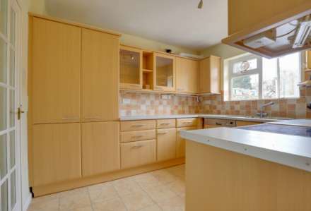 Orchard Avenue, Sonning Common, South Oxfordshire, Image 9