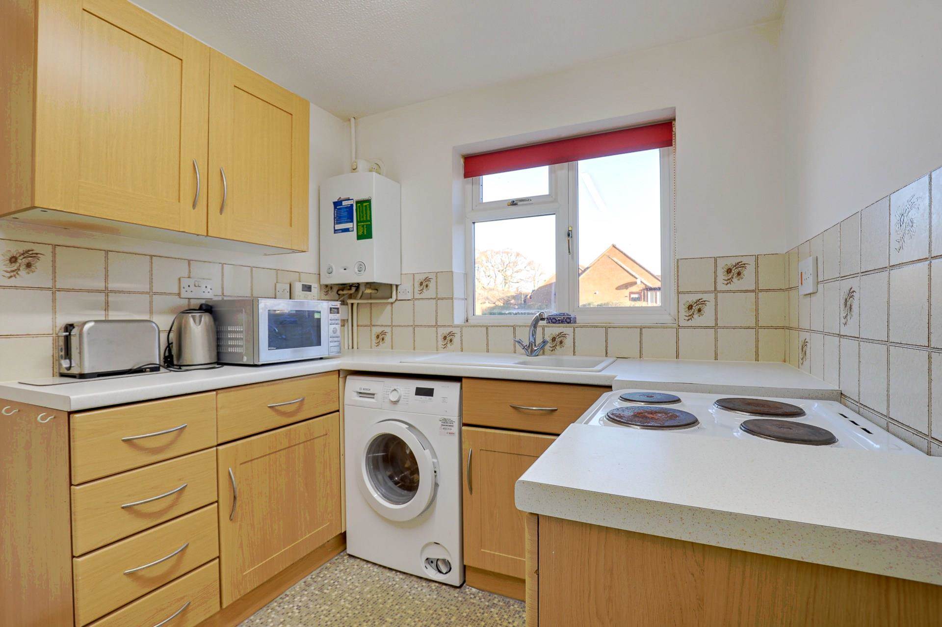 Essex Way, Sonning Common,South Oxfordshire, Image 4