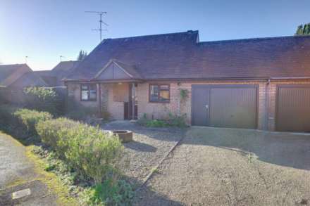 Essex Way, Sonning Common,South Oxfordshire, Image 1