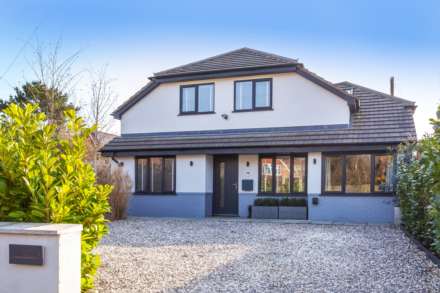 4 Bedroom Detached, Campestrie House, Rokeby Drive, Tokers Green, Nr Reading