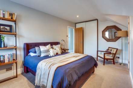 Campestrie House, Rokeby Drive, Tokers Green, Nr Reading, Image 24