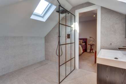 Campestrie House, Rokeby Drive, Tokers Green, Nr Reading, Image 28