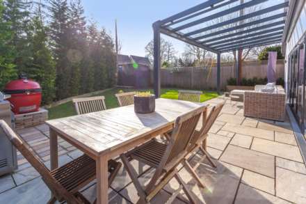 Campestrie House, Rokeby Drive, Tokers Green, Nr Reading, Image 35