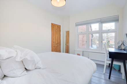 Harrogate Road, Caversham Heights, Reading, Image 13