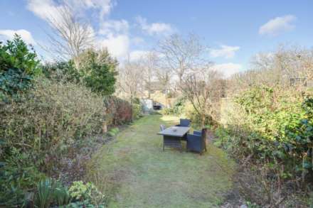 Harrogate Road, Caversham Heights, Reading, Image 4