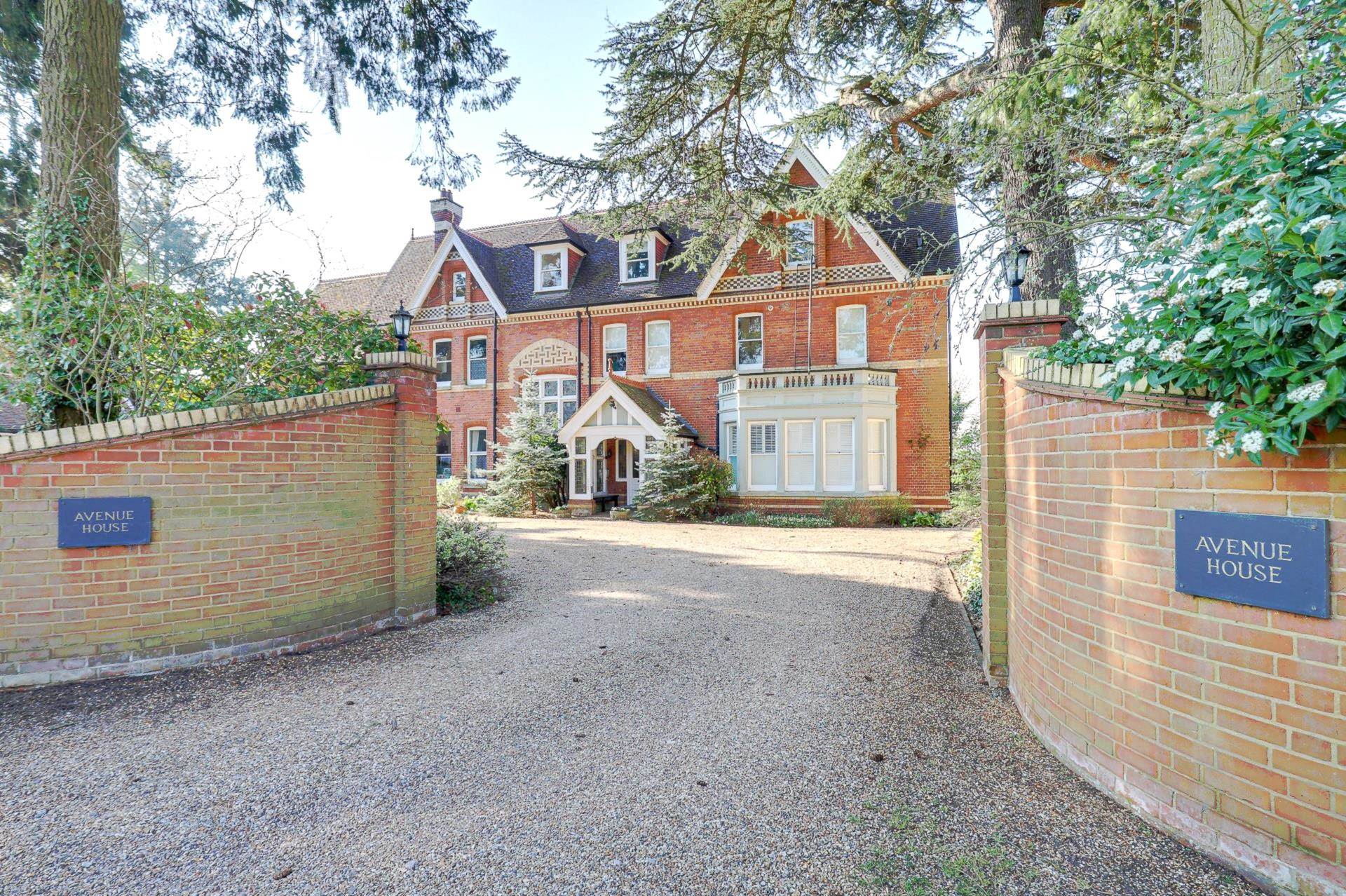 Upper Warren Avenue, Caversham Heights, Reading, Image 10