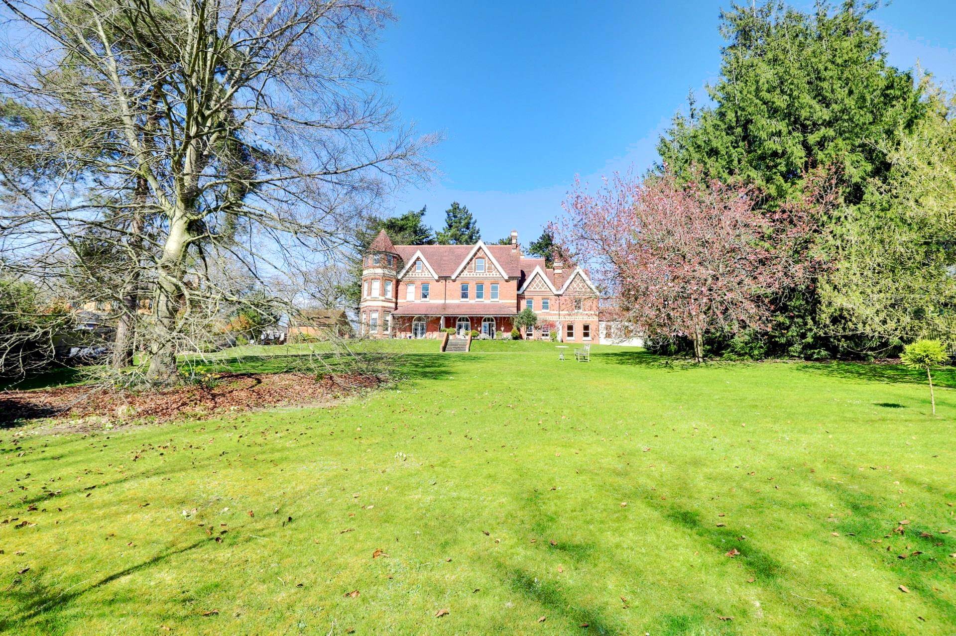 Upper Warren Avenue, Caversham Heights, Reading, Image 11