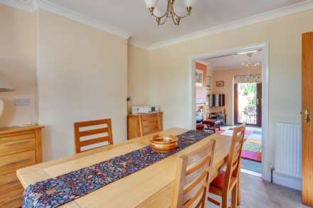 Conisboro Avenue, Caversham, Image 10