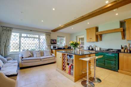 Kennylands Road, Sonning Common, South Oxfordshire, Image 5