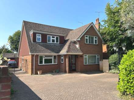 Grove Road, Sonning Common, South Oxfordshire, Image 1