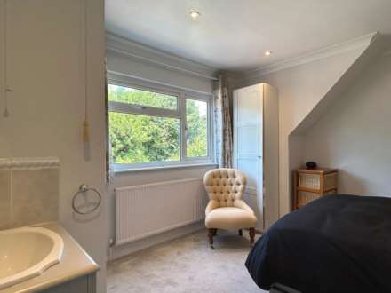 Grove Road, Sonning Common, South Oxfordshire, Image 13