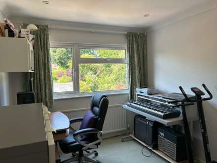 Grove Road, Sonning Common, South Oxfordshire, Image 19