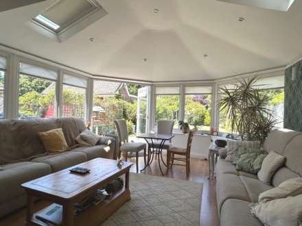 Grove Road, Sonning Common, South Oxfordshire, Image 5