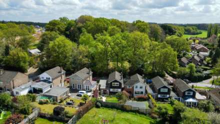 Widmore Lane, Sonning Common, South Oxfordshire, Image 11