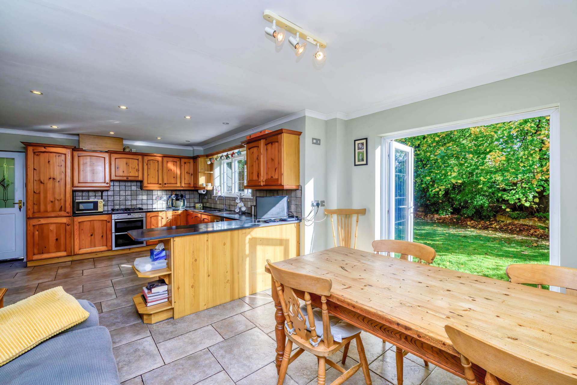 Gravel Hill, Peppard Common, Henley-on-Thames, South Oxfordshire, Image 7