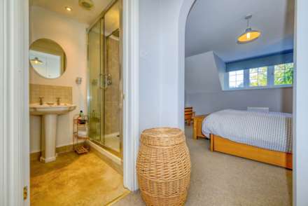 Gravel Hill, Peppard Common, Henley-on-Thames, South Oxfordshire, Image 13