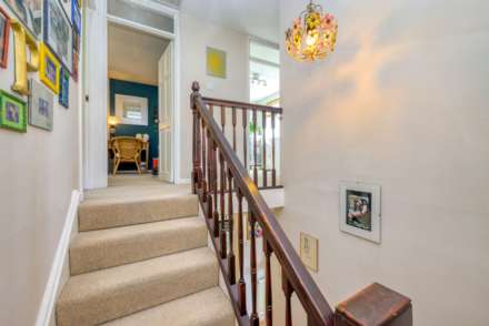 Earlsfield Close, Caversham Park Village, Reading, Image 13