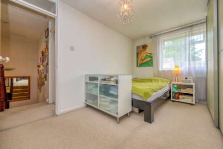Earlsfield Close, Caversham Park Village, Reading, Image 19