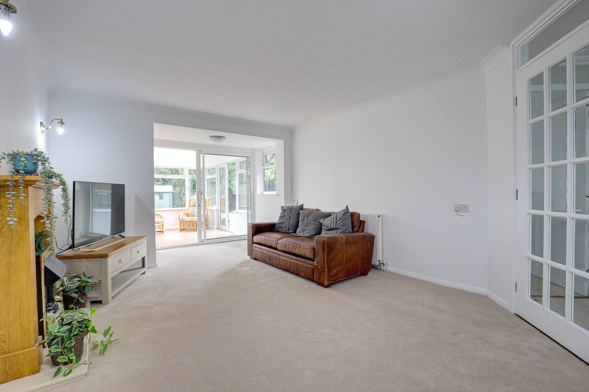 Essex Way, Sonning Common, South Oxfordshire, Image 4