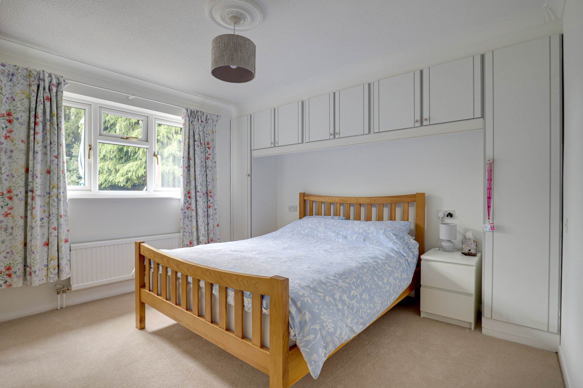 Essex Way, Sonning Common, South Oxfordshire, Image 6