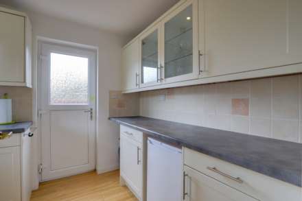 Essex Way, Sonning Common, South Oxfordshire, Image 10