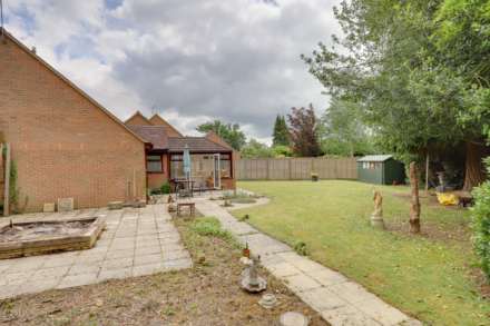 Essex Way, Sonning Common, South Oxfordshire, Image 15