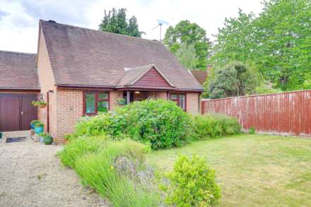 Essex Way, Sonning Common, South Oxfordshire, Image 2
