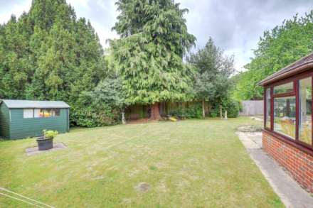 Essex Way, Sonning Common, South Oxfordshire, Image 3