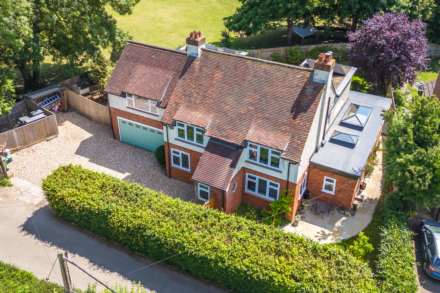 The Post House, Tokers Green Lane, Kidmore End, South Oxfordshire