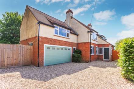 The Post House, Tokers Green Lane, Kidmore End, South Oxfordshire, Image 13