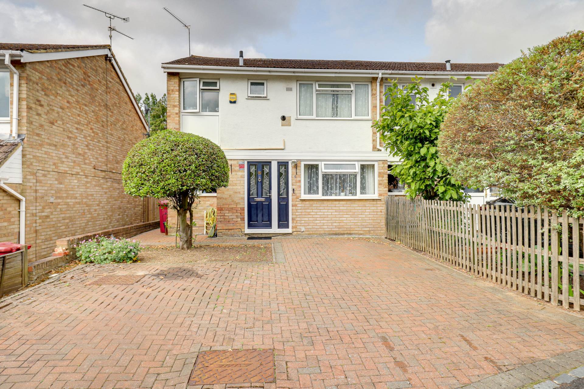 Quantock Avenue, Caversham Park Village, Reading, Image 1