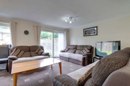 Quantock Avenue, Caversham Park Village, Reading, Image 3