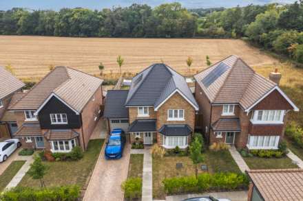 Hemphill Place, Sonning Common, South Oxfordshire, Image 32