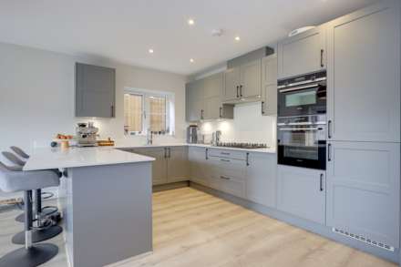 Hemphill Place, Sonning Common, South Oxfordshire, Image 8