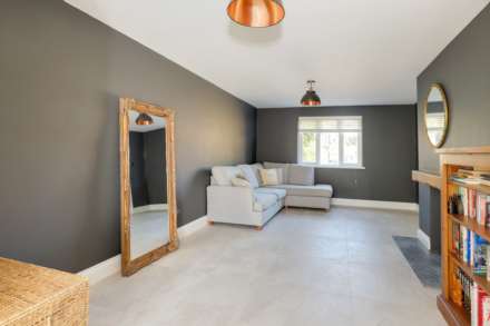 Wood Lane Close, Reading, Image 10